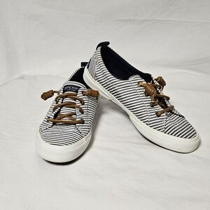 Sperry Women's Crest Vibe Sneakers in a Seersucker Pattern.